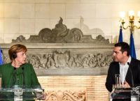 «Άφωνη η Μέρκελ με το δημοψήφισμα»: Νέο απόσπασμα από την «Ιθάκη» του Αλέξη Τσίπρα