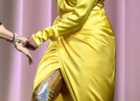 Michelle Obama: Τα χρυσά Balenciaga boots που «έσπασαν» το διαδίκτυο και την ανέδειξαν fashion icon