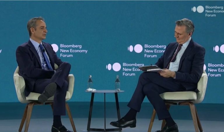 Μητσοτάκης στο Bloomberg: Η Ελλάδα επιστρέφει ως πυλώνας σταθερότητας και κόμβος προς την Ασία