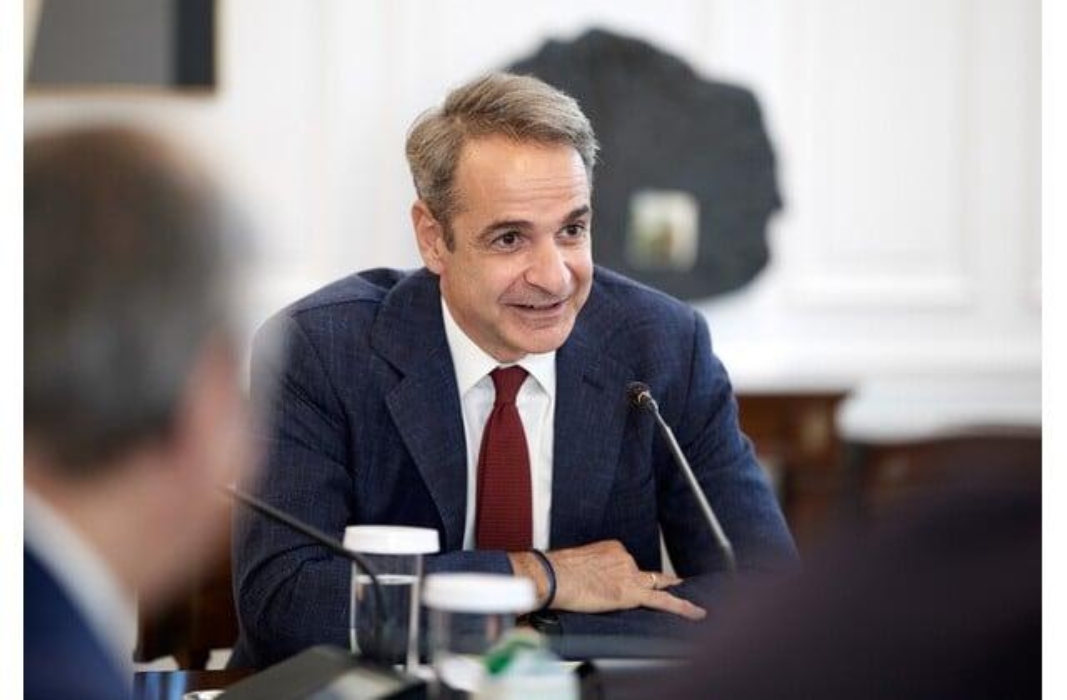 Mitsotakis Unveils New Gun License Plans and Citizen Safety Measures