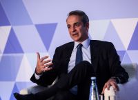 Mitsotakis Allocates €1.76 Billion to Support Children, Families, and New Housing Programs