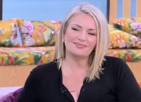 Μουτάφη για τον υιοθετημένο γιο της: Δεν έχω νιώσει ποτέ ότι τον αντιμετωπίζουν διαφορετικά