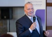 Αποχώρηση Μυτιληναίου από Helleniq Energy: Πολιτική απόφαση ή οικονομική στρατηγική;