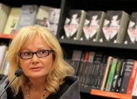 Νικολούλη: Το σπαρακτικό μήνυμα για τον θάνατο της μητέρας της – «Κουράστηκες γλυκιά μου να παλεύεις μια ζωή» Νικολούλη: Το σπαρακτικό μήνυμα για τον θάνατο της μητέρας της – «Κουράστηκες γλυκιά μου να παλεύεις μια ζωή»