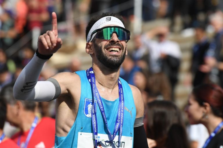 Από το Σκοτάδι στο Καλλιμάρμαρο: Ο Παναγιώτης Καραΐσκος και η Μεγαλύτερη Νίκη της Ζωής του