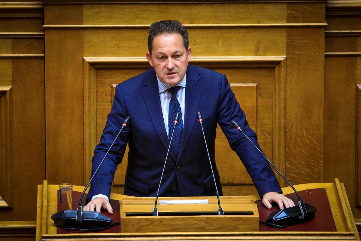 Πέτσας: «50% των κινεζικών προϊόντων είναι παράνομα – Φτάνει πια, προστατεύουμε τον Έλληνα!»