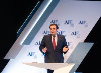 8ο AIF: Τράπεζες, δημόσια περιουσία και παραγωγική βάση ως μοχλοί ανάπτυξης της ελληνικής οικονομίας