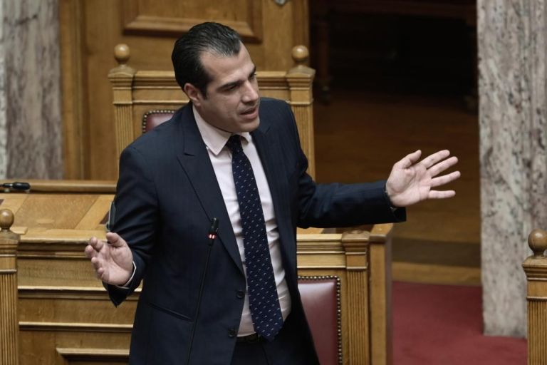 Η δήλωση Πλεύρη για την οπλοκατοχή και τα πυρά του ΣΥΡΙΖΑ