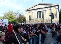 Ένταση πριν την πορεία του Πολυτεχνείου – Μία σύλληψη, 19 προσαγωγές και «φρούριο» η Αθήνα