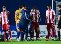 Παναιτωλικός Ολυμπιακός: Ο Ρέτσος αποχώρησε με πρόβλημα στον προσαγωγό – Αγωνία για τη συνέχεια