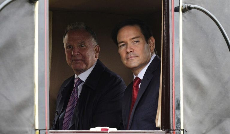 ΗΠΑ και Ουκρανία καταλήγουν σε αναθεωρημένο σχέδιο ειρήνης 19 σημείων–Ευαίσθητα θέματα στους προέδρους