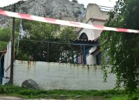 Σαλαμίνα: Από χτύπημα στο κεφάλι νεκρή η 75χρονη – Οι δράστες τη βασάνισαν [vid]