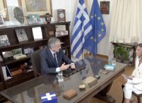 Σαμαράς: Η Μέρκελ έπαιξε άσχημο παιχνίδι στα μνημόνια–Ήθελε να βγούμε από το ευρώ για παραδειγματισμό