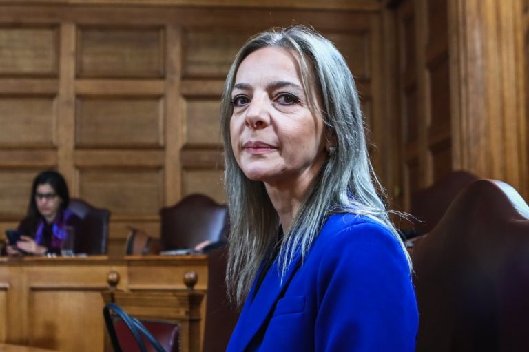 Στην Εξεταστική για τον ΟΠΕΚΕΠΕ η Καλλιόπη Σεμερτζίδου: “Δεν έχω Ferrari, μόνο ένα μηχανάκι”