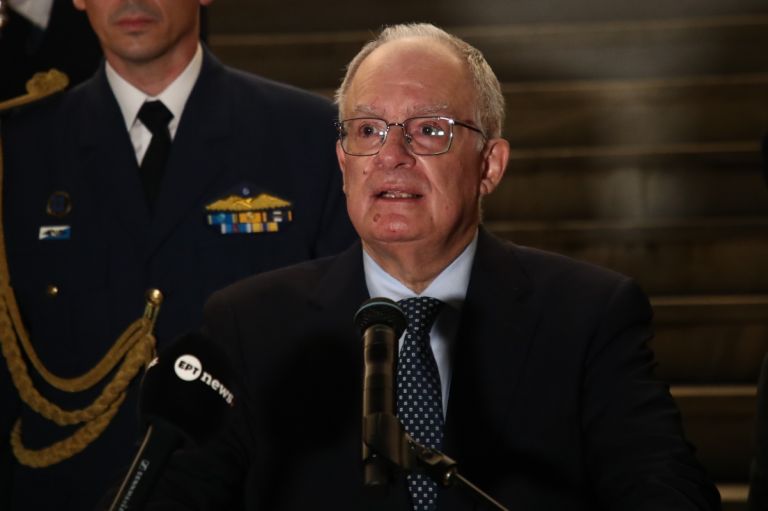 Σφοδρή πολιτική σύγκρουση για το Πολυτεχνείο: Τασούλας vs ΠΑΣΟΚ – Αντιπαράθεση για θεσμικά όρια και δηλώσεις