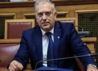 Το Υπουργείο Ανάπτυξης «καρφώνει» τον Δούκα: «Ας καταλάβει ότι είναι δήμαρχος και όχι δελφίνος»