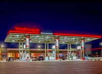 TotalEnergies: Deal 5,1 δισ. ευρώ με εταιρεία του Τσέχου δισεκατομμυριούχου Ντάνιελ Κρετίνσκι