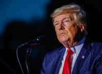 Γκάλοπ-σοκ του Fox News: Ο Τραμπ εγκαταλείπεται από τους ψηφοφόρους λόγω ακρίβειας και οικονομικών λαθών