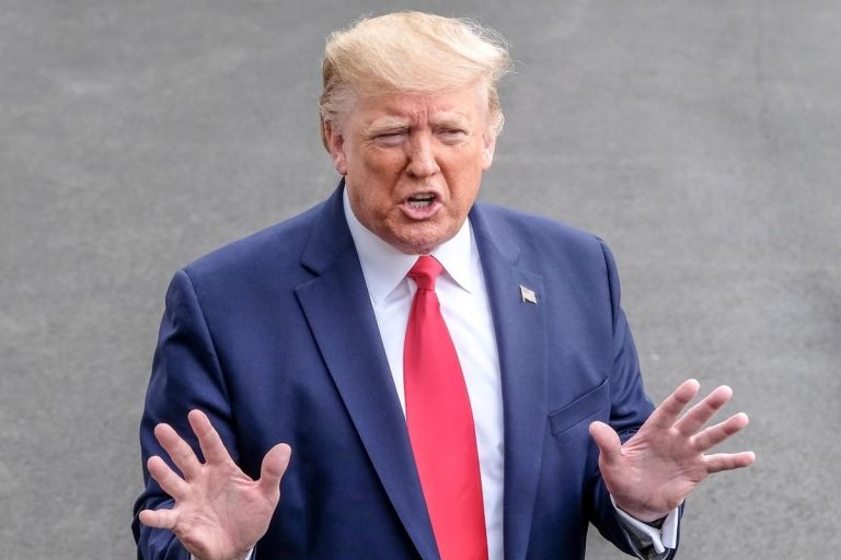 Πολιτική Θύελλα στο BBC: Ο Τραμπ Απειλεί με Αγωγή $1 Δις για «Πειραγμένη» Ομιλία