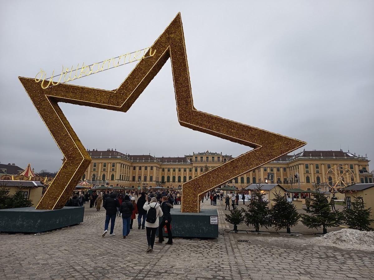 Μια βόλτα στη Βιέννη και τη Μπρατισλάβα, πριν τις γιορτές