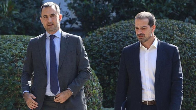 Χαρίτσης vs Σακελλαρίδης: Δύο γραμμές στη Νέα Αριστερά – μοναχικότητα ή ευρύτερη συμμαχία;