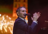 Άσχημα νέα για τους θαυμαστές: Ο Μιχάλης Χατζηγιάννης ακυρώνει τις εμφανίσεις του