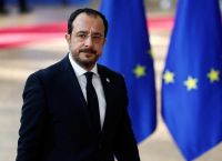 Η Λευκωσία ελπίζει, η Άγκυρα πιέζει: Τι σηματοδοτεί η πρώτη συνάντηση των δύο ηγετών