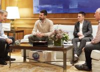 Μητσοτάκης – Τζόκοβιτς στο Μαξίμου: Νέα εποχή για το ελληνικό τένις στο τραπέζι