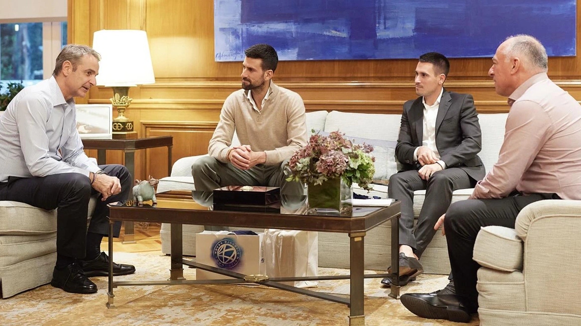 Μητσοτάκης – Τζόκοβιτς στο Μαξίμου: Νέα εποχή για το ελληνικό τένις στο τραπέζι