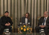 Ζελένσκι: Ευχαριστούμε τον ελληνικό λαό για την αλληλεγγύη – Τασούλας: Ακλόνητη η στήριξή μας στην Ουκρανία