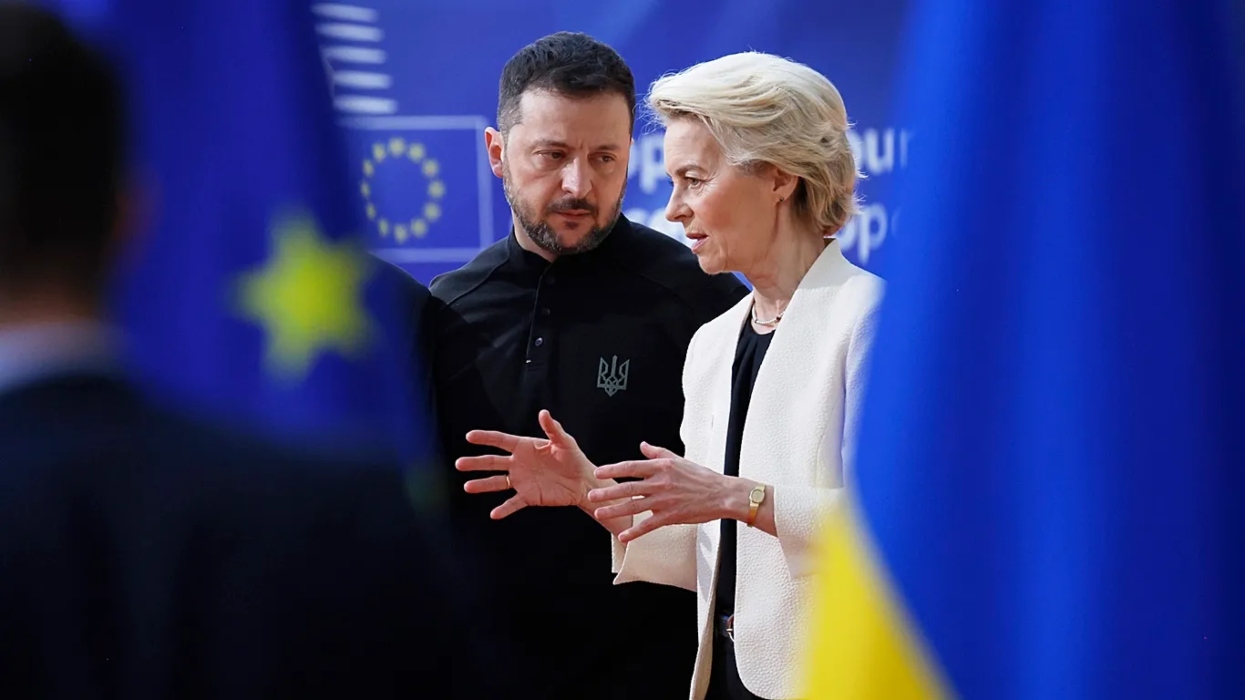 Η ΕΕ αναζητά Plan B: Τι θα συμβεί αν δεν εγκριθεί το δάνειο για την Ουκρανία;