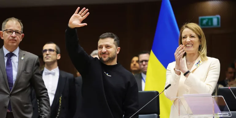 Το Plan B της ΕΕ για την Ουκρανία: Δάνειο «γέφυρα» αν τα ρωσικά assets «παγώσουν» για πάντα