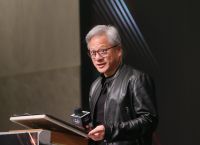 ΧΟΥΑΝΓΚ: «Η Κίνα μας ρίχνει στα… έργα AI – Χτίζουν νοσοκομείο σε ένα Σαββατοκύριακο»