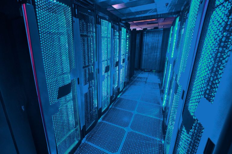 Η Ευρώπη μπροστά σε νέο κύμα επενδύσεων σε data centers και «κυρίαρχη» Τεχνητή Νοημοσύνη