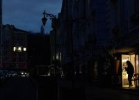 Σκοτάδι σε πάνω από 1 εκατομμύριο νοικοκυριά: Νέο μαζικό ρωσικό μπαράζ σε ενεργειακές υποδομές της Ουκρανίας!