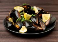 Έρχεται το τέλος για τα μύδια στη Μεσόγειο; Η κλιματική αλλαγή απειλεί με εξαφάνιση το εμβληματικό είδος