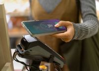 Υποχρεωτικό IRIS απο σήμερα: Πληρωμές με ένα κλίκ ή πρόστιμα ”φωτιά” για επιχειρήσεις