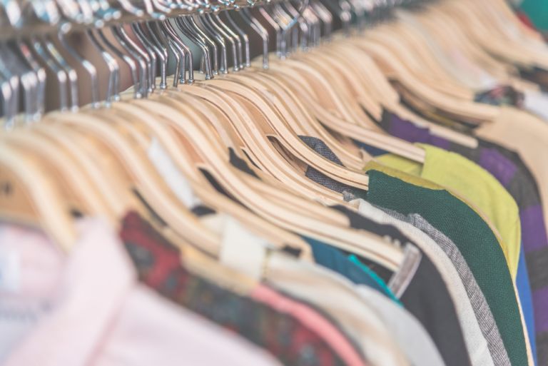 Second Hand «σαρώνουν» την Ελλάδα – Τζίρος +357% σε 5 χρόνια, φέτος σπάνε ΚΑΘΕ ρεκόρ!