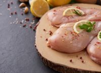 Εργαστηριακό «κρέας» από μύκητα: Η νέα εναλλακτική που μιμείται κοτόπουλο – Bιώσιμη και με υψηλή ποιότητα!