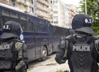 Ο πλανήτης – όμηρος 380 εγκληματικών στρατών: Οι «αόρατοι» πόλεμοι που καταπίνουν χώρες και κοινωνίες