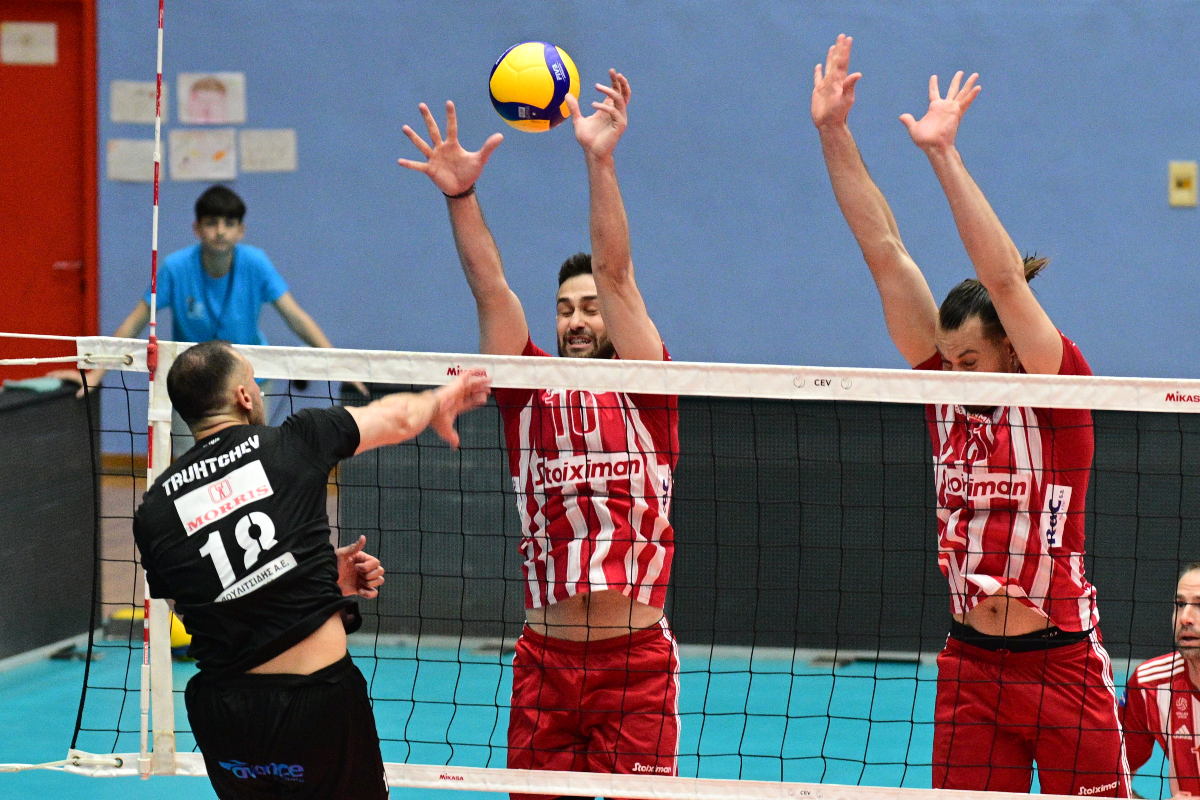 ΒΟΜΒΑ ΣΤΟΝ ΤΕΛΙΚΟ ΒΟΛΕΪ: ΠΑΟΚ «βράζει» για την αλλαγή έδρας στον τελικό με Ολυμπιακό