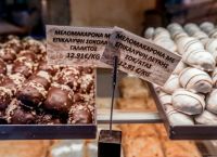 Χριστούγεννα: Φούρνοι και ζαχαροπλαστεία ανοιχτά – Οι τιμές σε μελομακάρονα, κουραμπιέδες και βασιλόπιτες