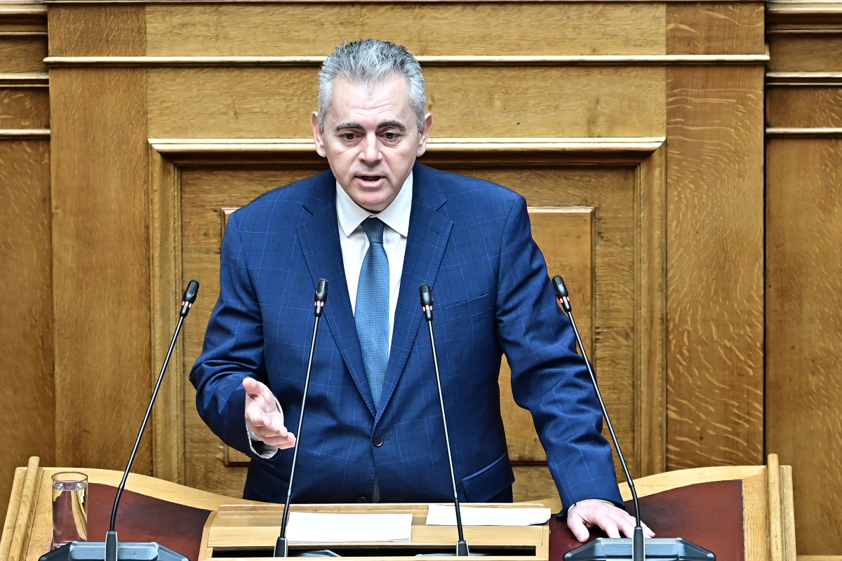 «Τέλος στις επιδοτήσεις φραπέδων»: Το μήνυμα Χαρακόπουλου, οι πληρωμές ως τις γιορτές