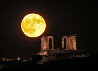 Το 2026 γεμίζει τον ουρανό: Εκλείψεις, αποστολές στη Σελήνη και σπάνια φαινόμενα