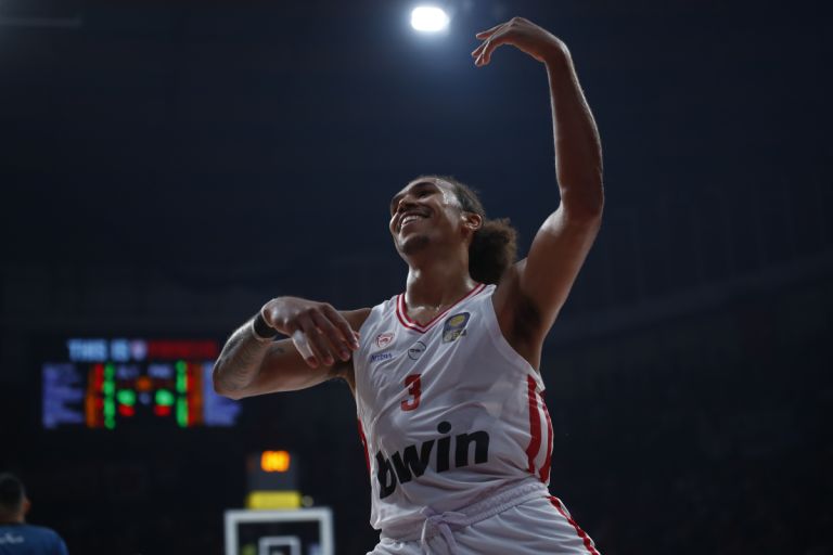 Ολυμπιακός: Απίθανο να προλάβει το ντέρμπι με τον Παναθηναϊκό ο Τάισον Γουόρντ!