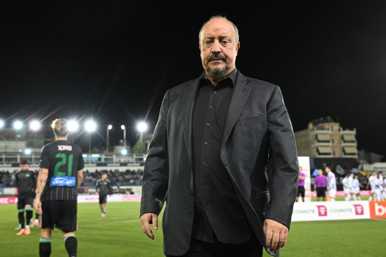 Ο προβληματισμός του Μπενίτεθ και το… μπρος-πίσω στα ατομικά λάθη