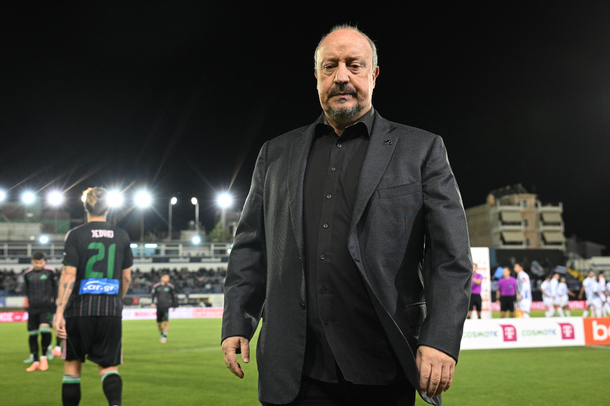 Ο προβληματισμός του Μπενίτεθ και το… μπρος-πίσω στα ατομικά λάθη