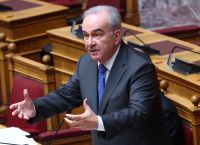 Νίκος Παπαθανάσης: Ένεση 240 εκατ. ευρώ ρευστότητας για τις μικρομεσαίες