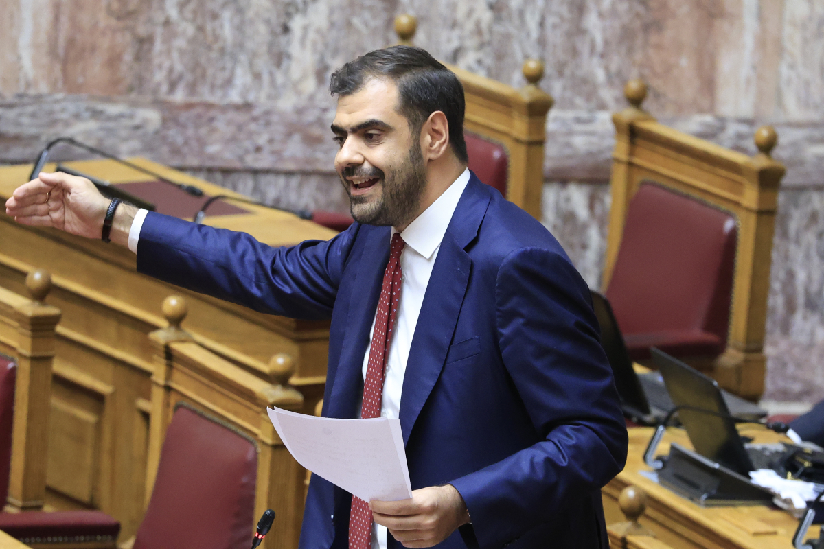 Μαρινάκης για μπλόκα αγροτών: «Οι δρόμοι ανήκουν σε όλους και θα μείνουν ανοικτοί»