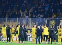 Νέα καμπάνα της UEFA στην ΑΕΚ: 30.000€ πρόστιμο και «αιωρούμενη» τιμωρία για τα εκτός έδρας